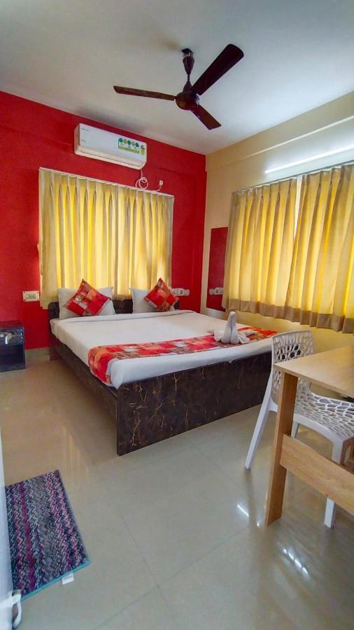 The Tavern Orchid Hotel Calcutta Extérieur photo
